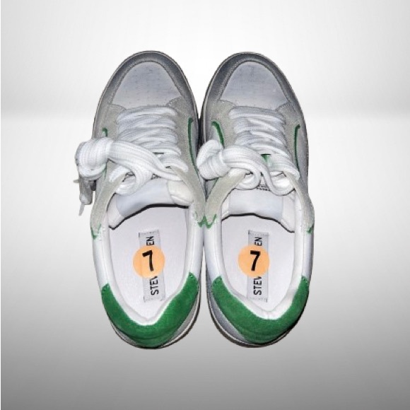 New Women’s Size 7 and 8 White/Green/Grey Alec Distressed Leather Sneaker - Picture 5 of 6